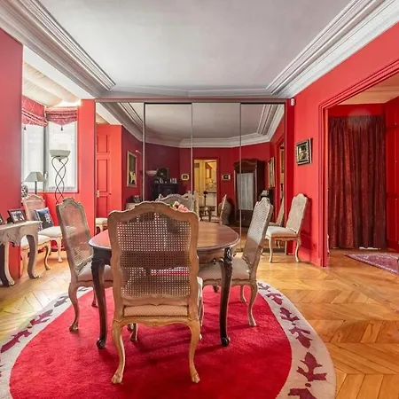 Exceptional 160 M2 I Triangle D'or Apartmán Paříž